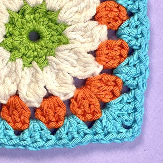 Hobbii Granny Square - Daisy
4