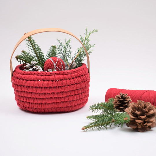 Ribbon Weihnachtskorb mit Lederhenkel