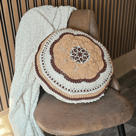 June Flower - Kissen
5