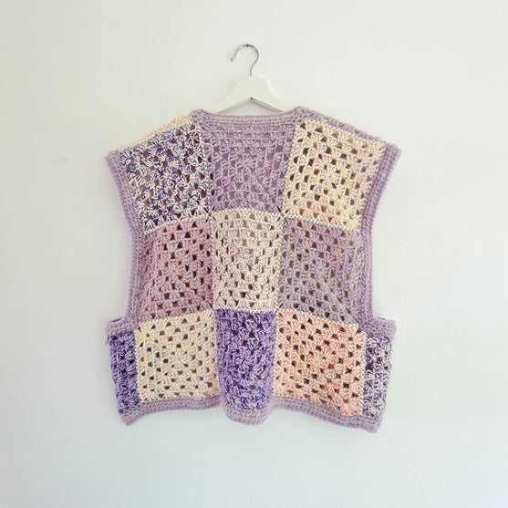 Lavender - Granny Square Weste
2