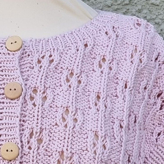 Winsome Wenlynn - Top
3