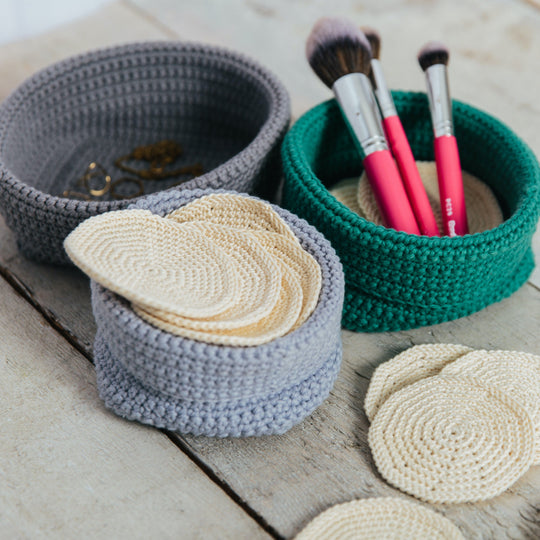Abschmink-Pads und Make-up-Körbchen