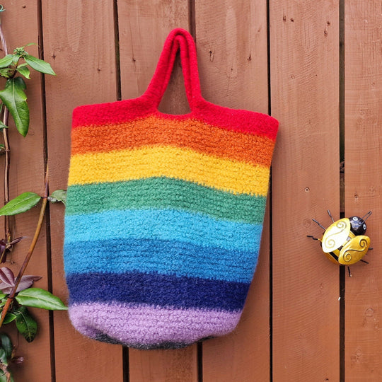 Rainbow Stripes - Filztasche