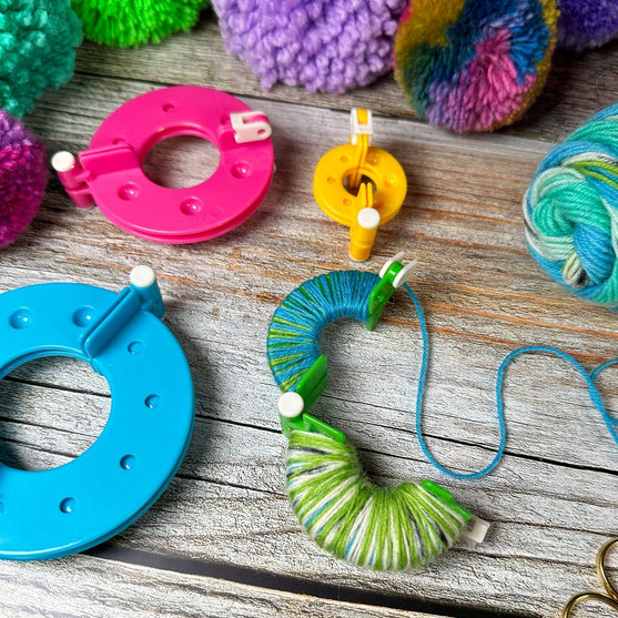 Hoop Herstellungs Set für Pompon - Hobbii
5