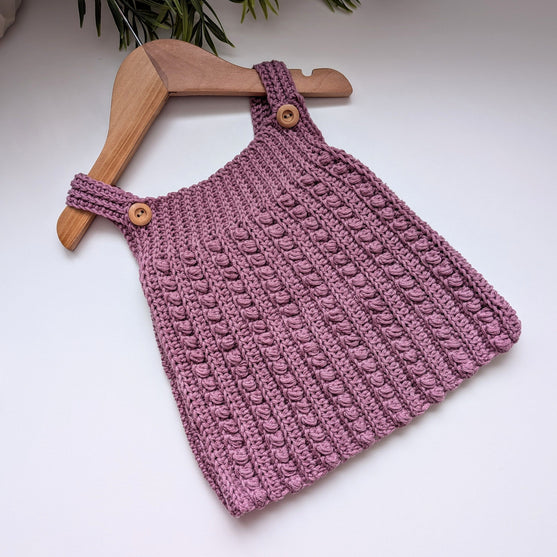 

Meadow Pinafore - Kinderkleid
1