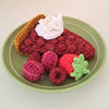 

Kuchen mit roten Beeren
1