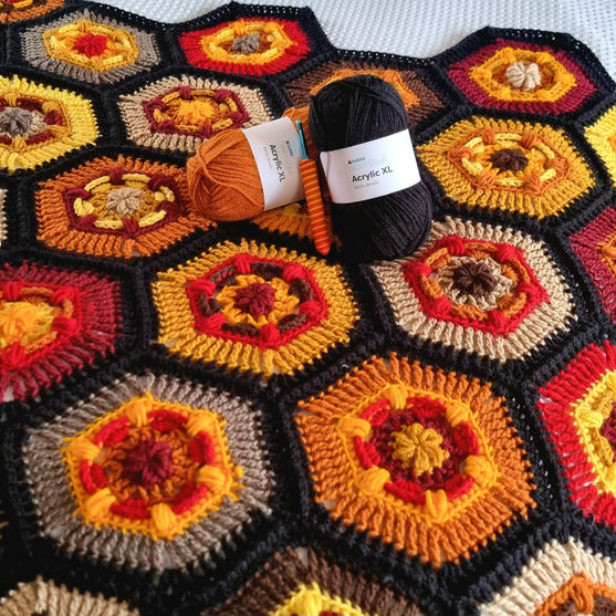 

Hexagon Hugs - Decke
3