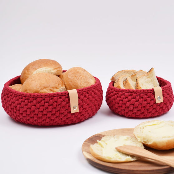 

Gehäkelte Weihnachts-Brotkörbchen
2