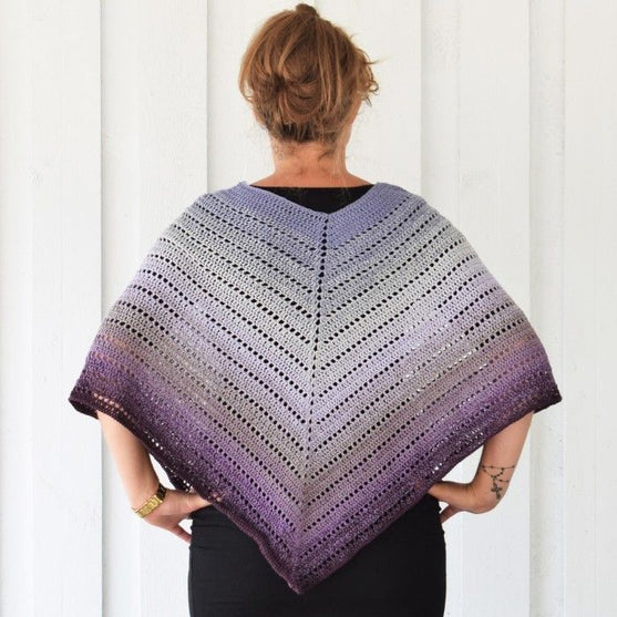

Classical Attitude Poncho für Erwachsene
1