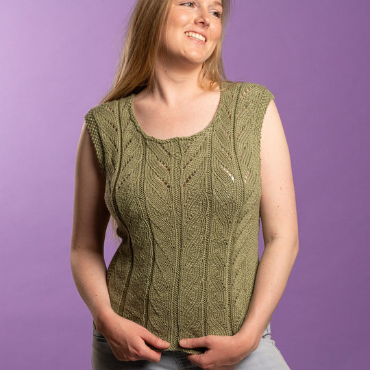 Eva - Sommertop in Rainbow Bamboo