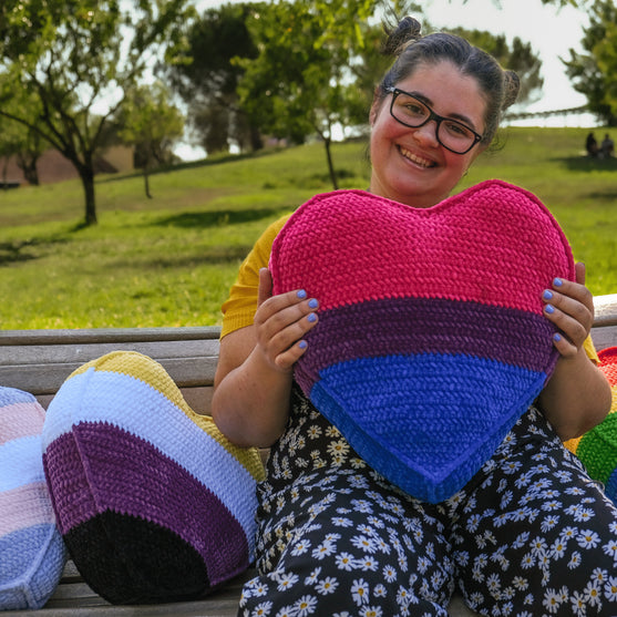 

Bisexual Pride - Herzkissen
4