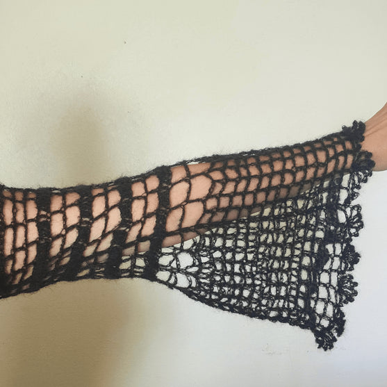 

Cobweb - Ärmelschal
3