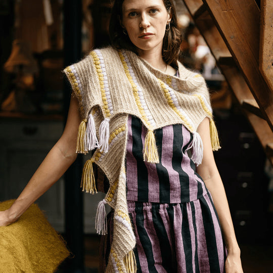 Calendula Shawl - Wrap mit Noppen und Fransen