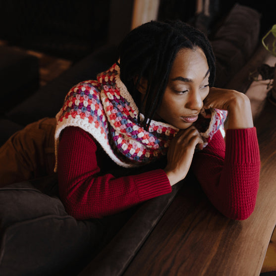 

OMG - Kapuzenschal
7