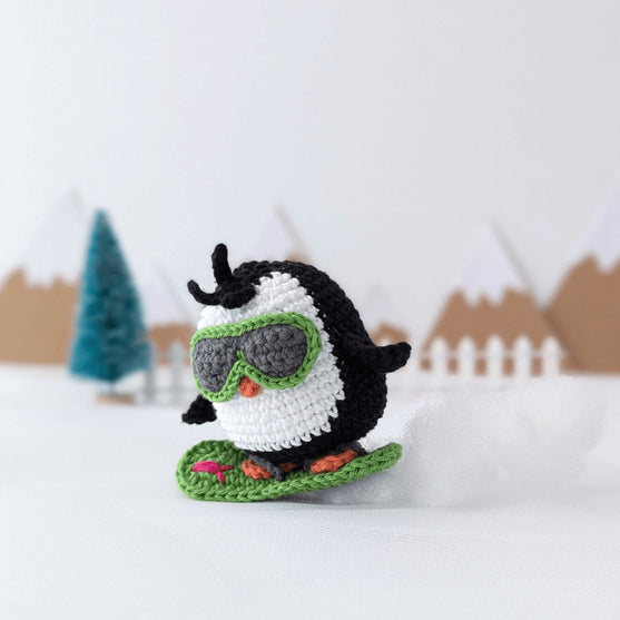 

Brady - Der snowboardende Pinguin
5
