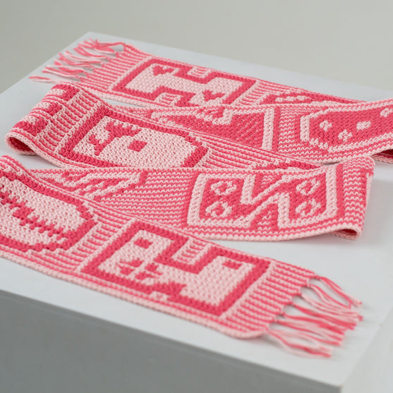 

Hooked on You - Schal
1