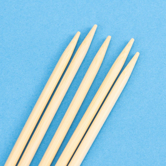 

Bamboo Stumpfstricknadeln - 20 cm - Hobbii
3