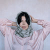 

Biophilia - Farbmuster-Schal
6