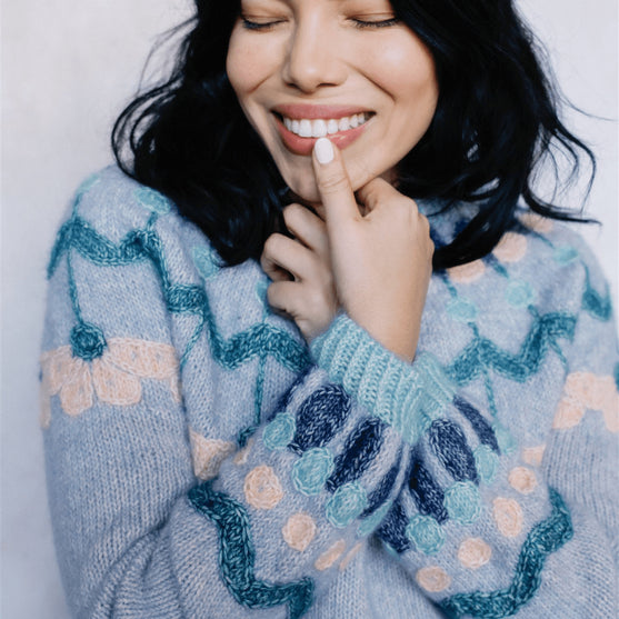 

Whim - Farbmuster-Pullover
1