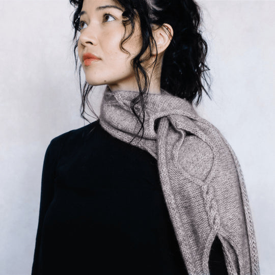 Isley - Zopfschal mit Ajourmuster