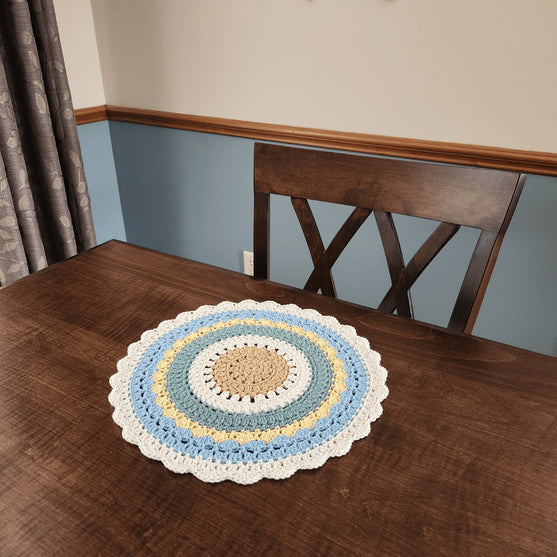 

Spring Mandala - Platzdeckchen- und Untersetzer-Set
6