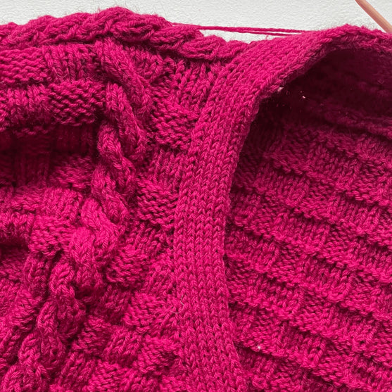 

Easy Summer Cardi - Cardigan - KAL
2