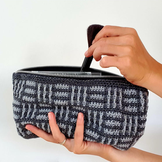 

Checker - Kosmetiktasche
1