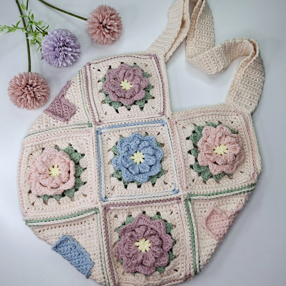 

Hearts in Bloom - Tasche
1