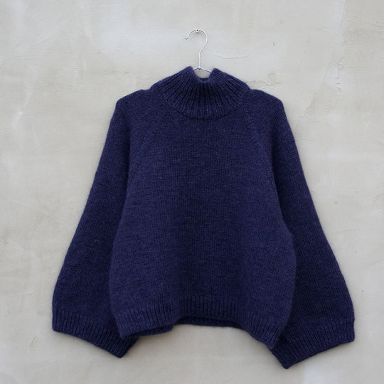 Deep Tide - Pullover