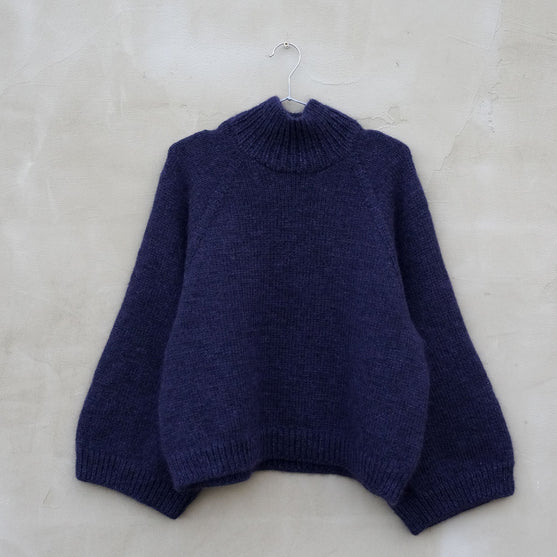 

Deep Tide - Pullover
1