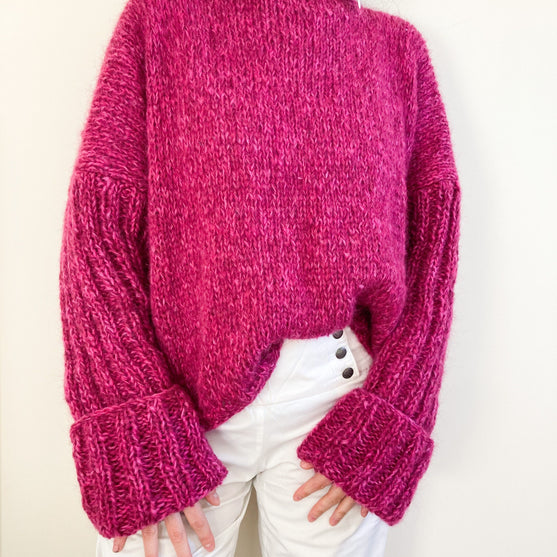 

Cloud Pullover
6
