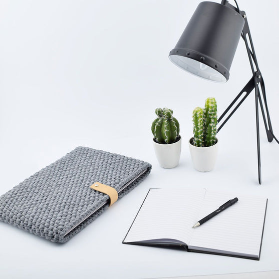 

Gehäkelte Laptop-Hülle
1