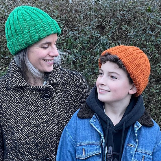 

Happy - Rippenmütze
7