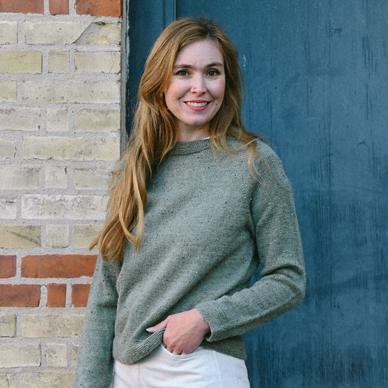 

Mette Tweed - Topdown Pullover
1