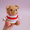 

Billy, der festliche Teddy
5