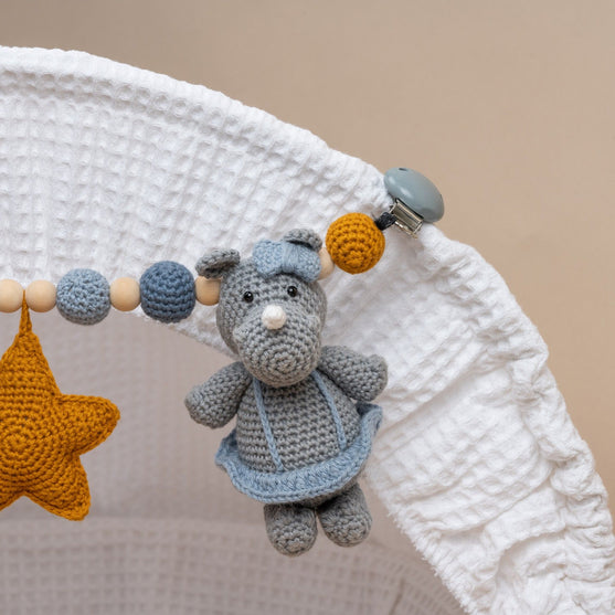 

Hollie und Herman - Kinderwagenkette
3