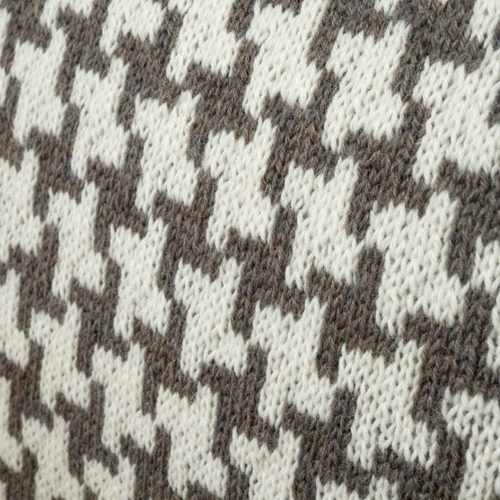 

Letland - Kissen mit Kreuzmuster
5