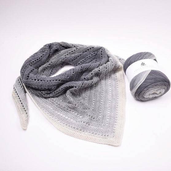 

Dolce Classical Attitude Schal
2