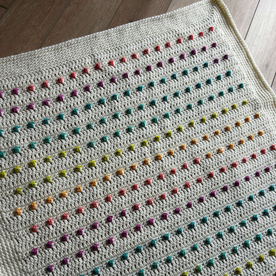 

Dotty Bobble - Decke
3