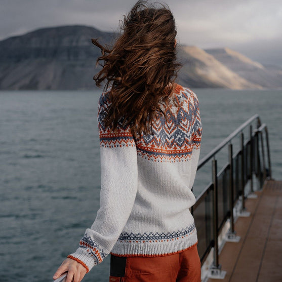 

Arctic Holly - Pullover
2