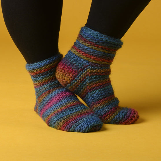 

Glomma - gehäkelte Socken
1