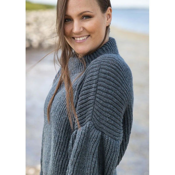 

1759 - Sweater mit Patentmuster
4