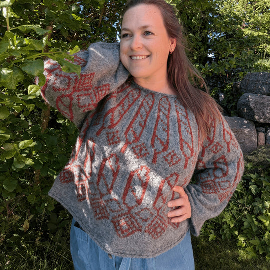 Feathers - Pullover