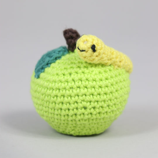 Apfel mit Wurm