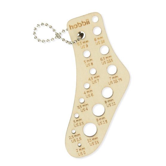 

Stricknadelmaß Schlüsselanhänger – Socke - Hobbii
1