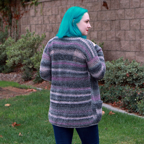 

Gina - Cardigan
5