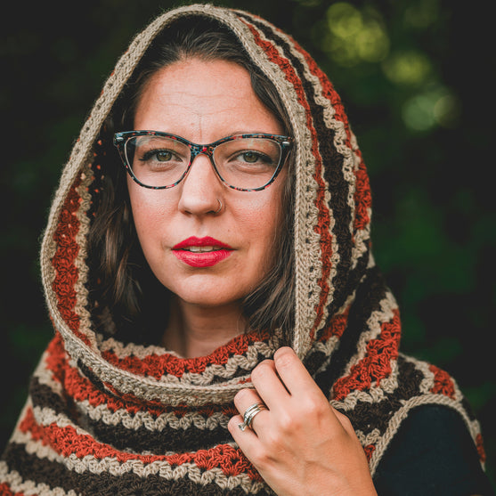 

Rowan – Kapuzenschal
1