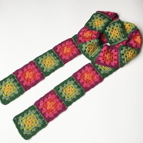 

Magical Garden - Schal
2