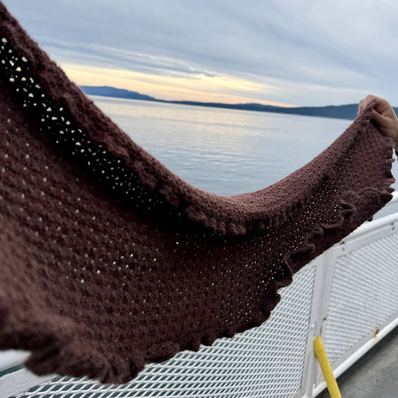 

Claire - Schultertuch
3