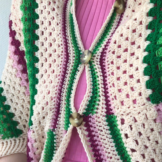 

Granny Fringe - Cardigan
2